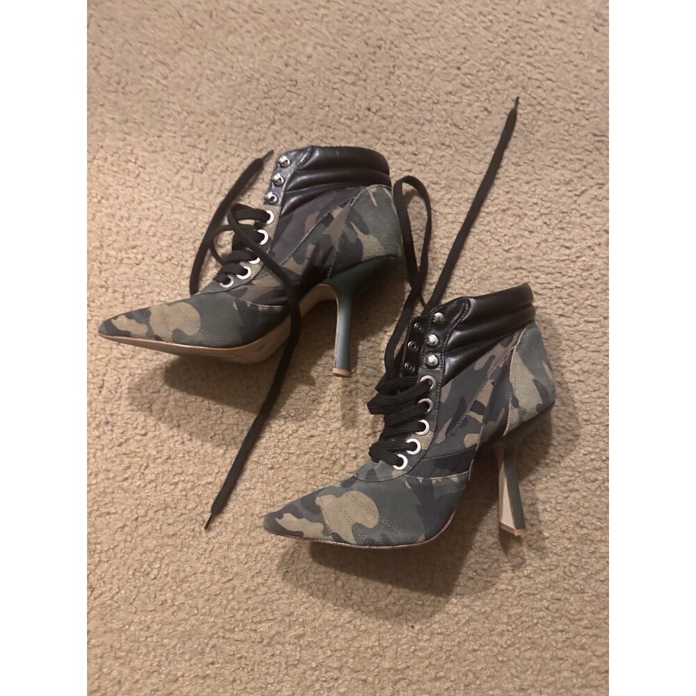 Gianni Bini  Camo Heeled Ankle Boots  Size 10M - Picture 8 of 15